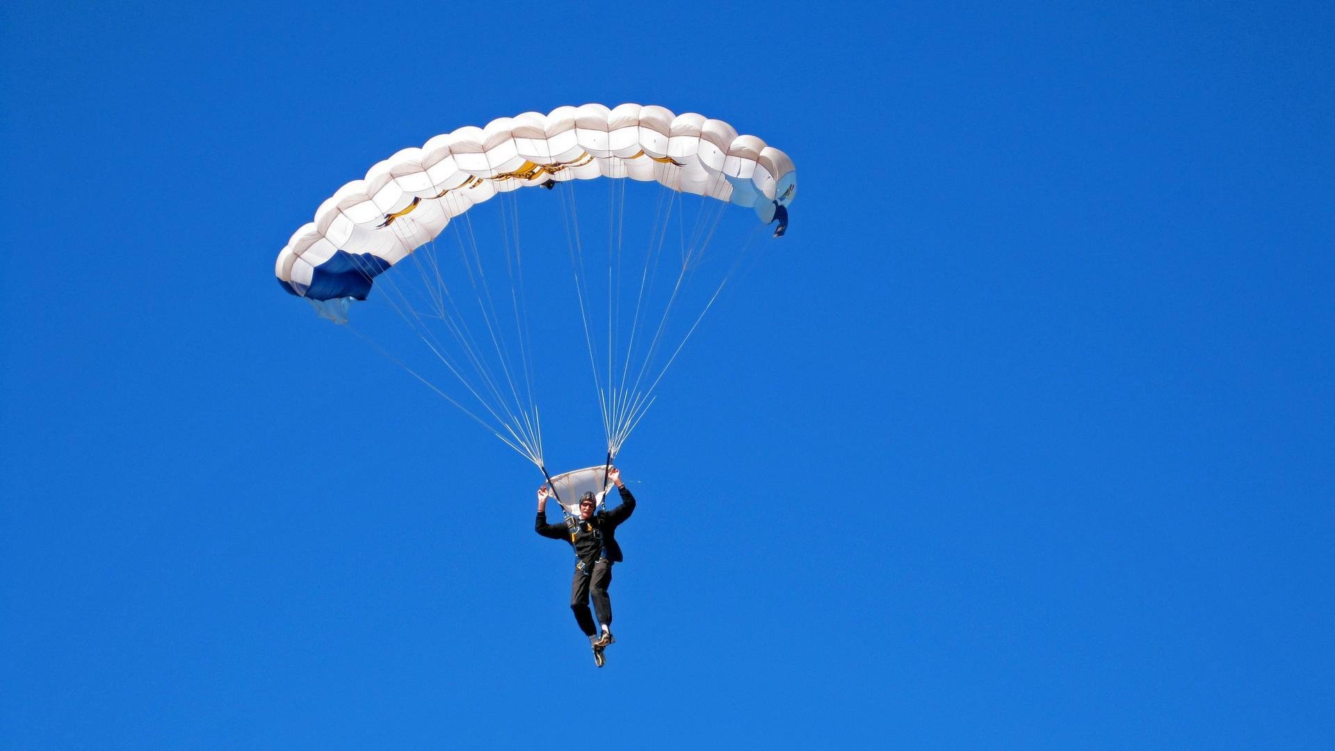 一方客场告捷，鲁能跌落积分榜倒数位置，鲁能成绩2020